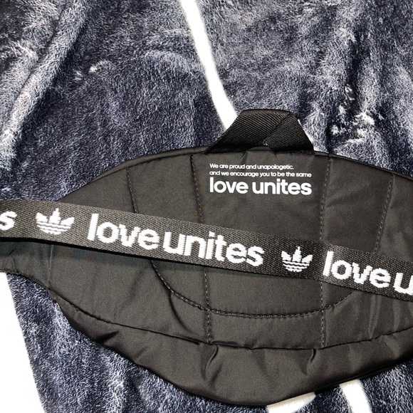 Adidas love unites belt bag 🌈 - Picture 5 of 6